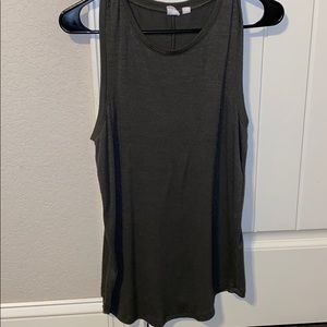 dark green tank